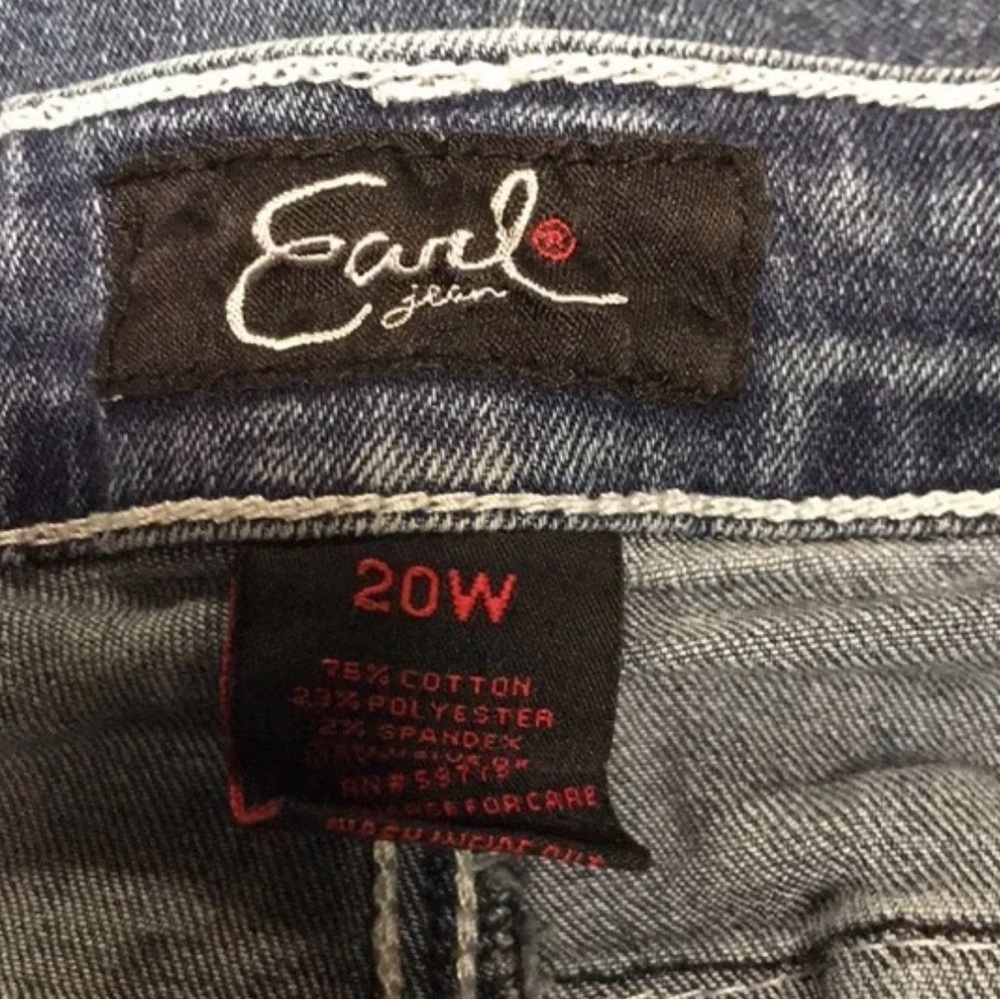 Earl Denim Embroidered Cropped Stretch Plus Size 20W Blue Jeans | EUC - Picture 6 of 6